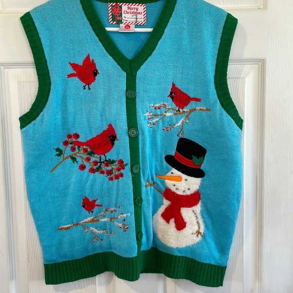 Merry Christmas Sweaters - Vintage Winter Sweater Cardinals, and Snowman size Xl